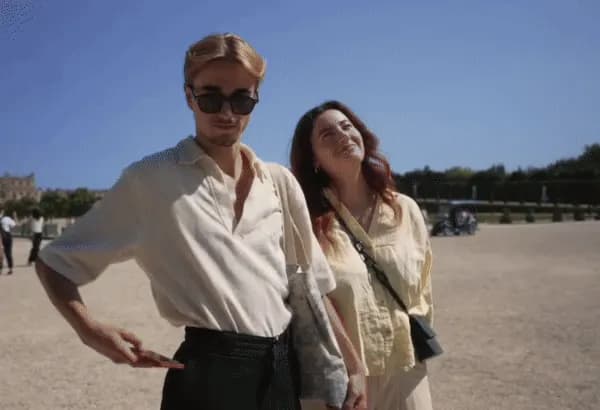 Discuter avec les sculptures de Versailles